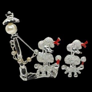 Vintage Faux Pearl & Enamel French Poodle & Light Post Brooch